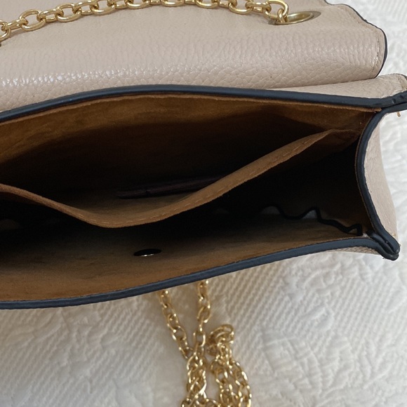 Pebbled Crossbody Purse - Picture 11 of 15